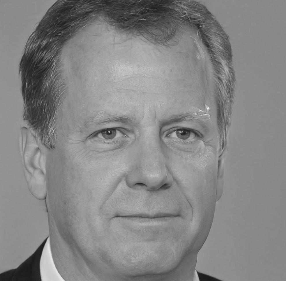 Senior Finanzanalyst Michael Weber